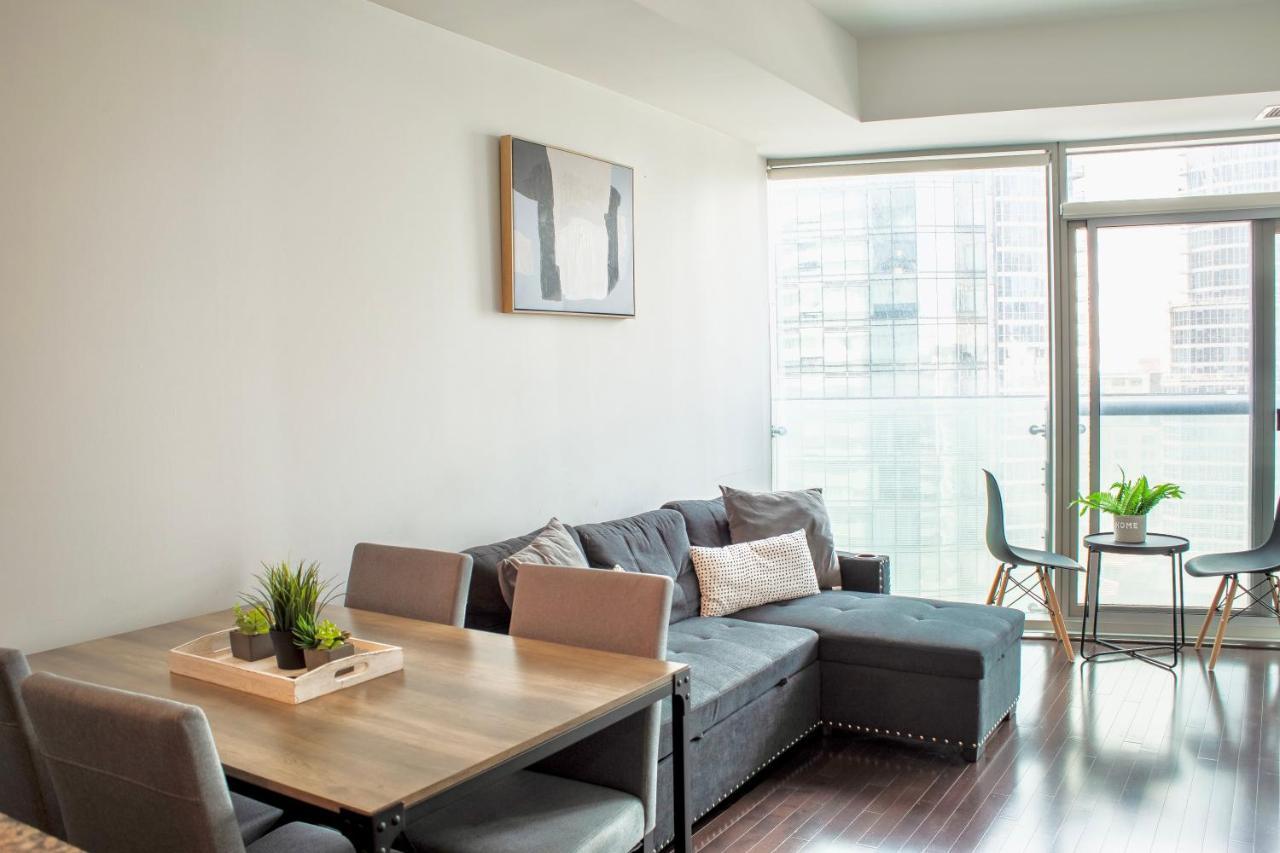 Central Condo In The Heart Of Toronto Exterior foto