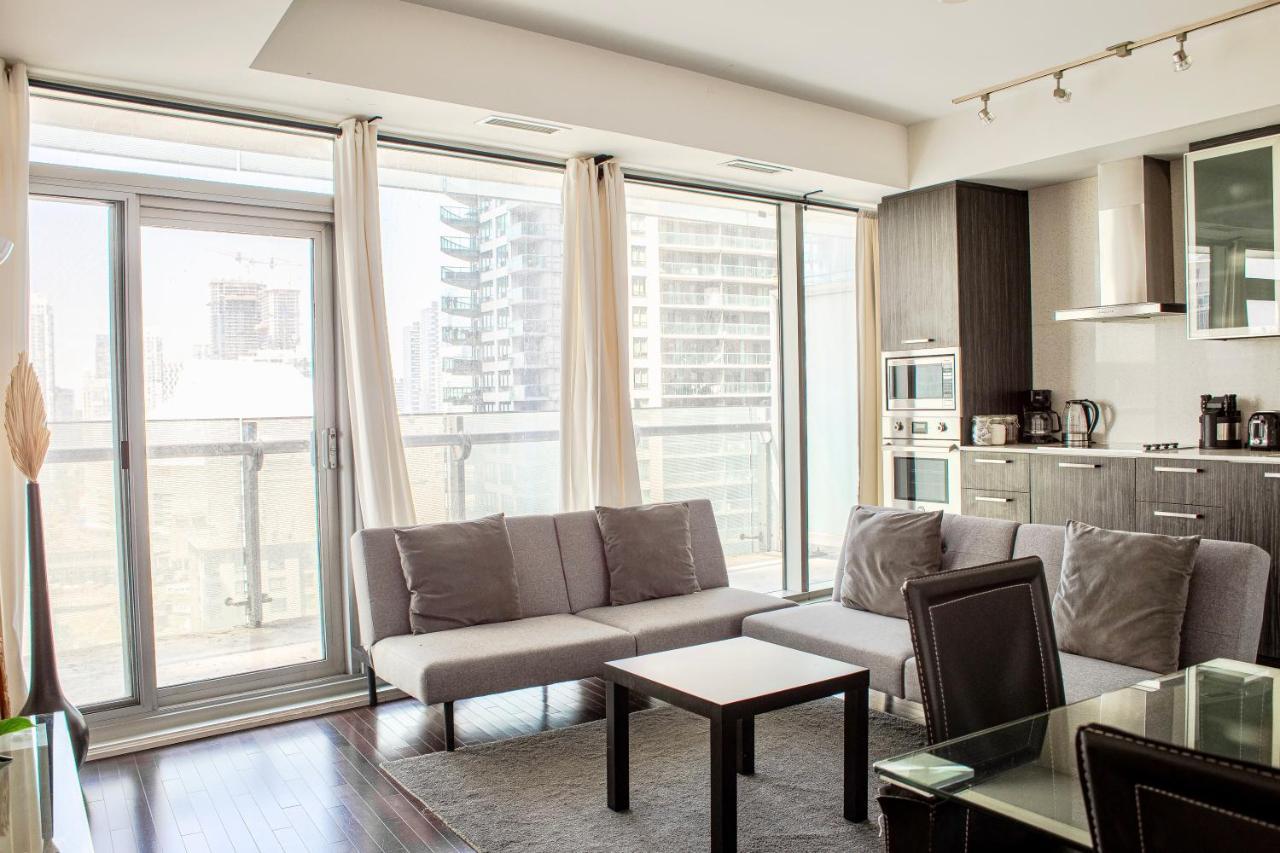 Central Condo In The Heart Of Toronto Exterior foto