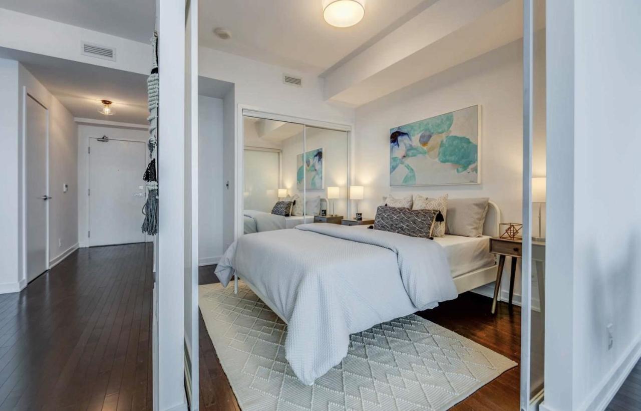 Central Condo In The Heart Of Toronto Exterior foto
